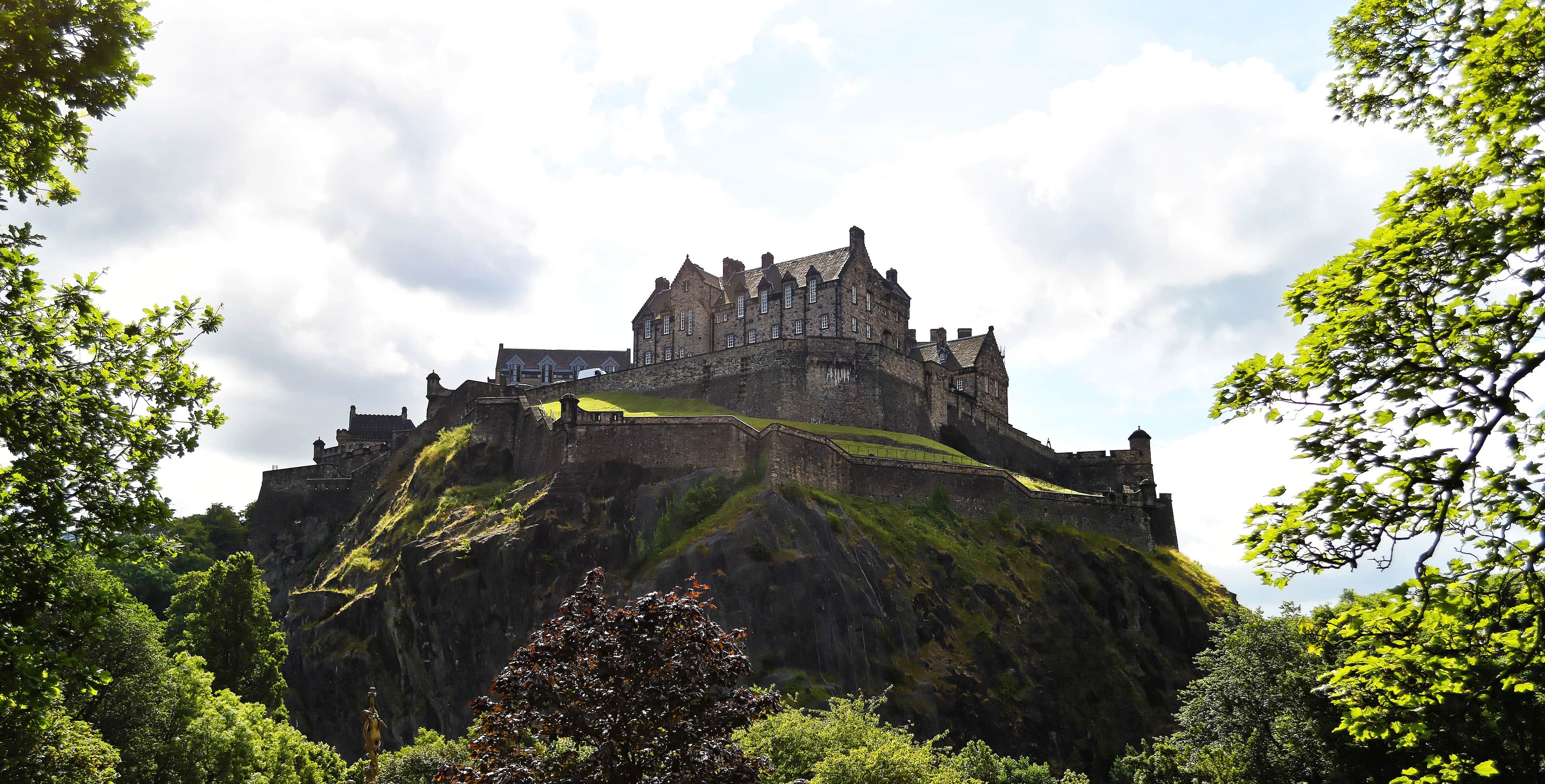 Aberdeen to Edinburgh Train Tickets ACP Rail